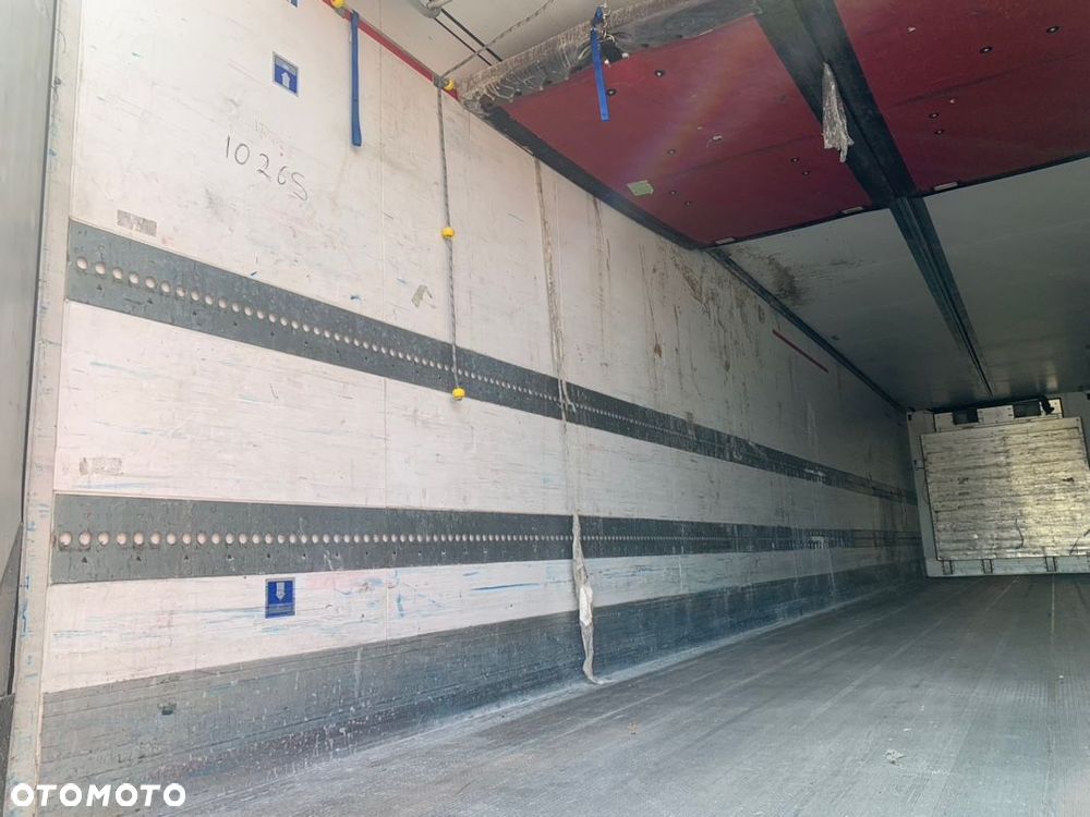 Schmitz Cargobull Carrier Vector 1950 - 28