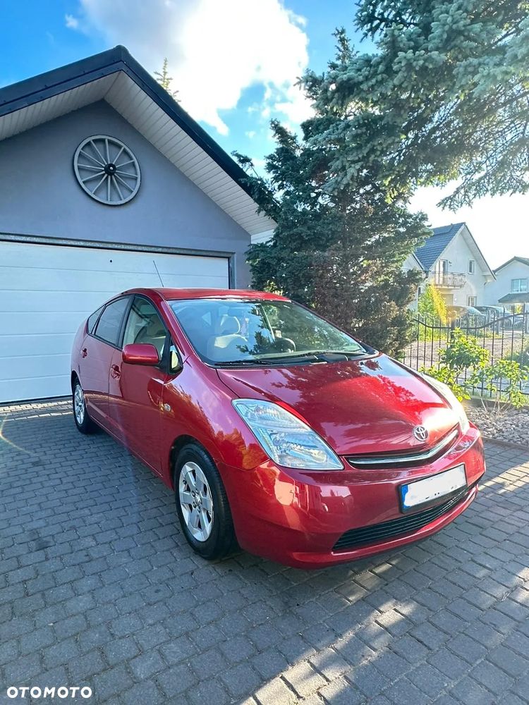 Toyota Prius 1.5 VVT-i Sol - 3