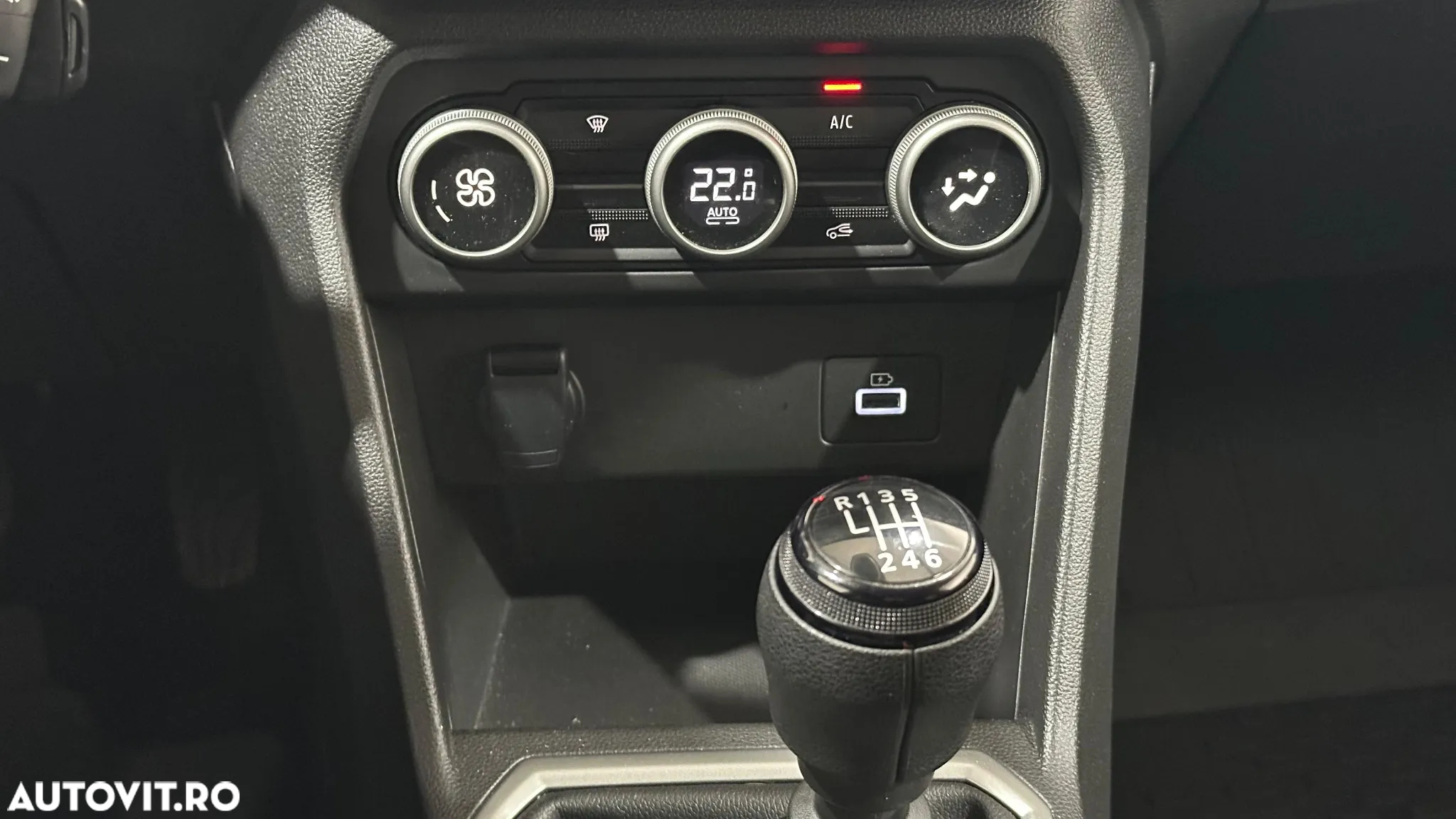 Dacia Logan ECO-G 100 MT6 Prestige+ - 6