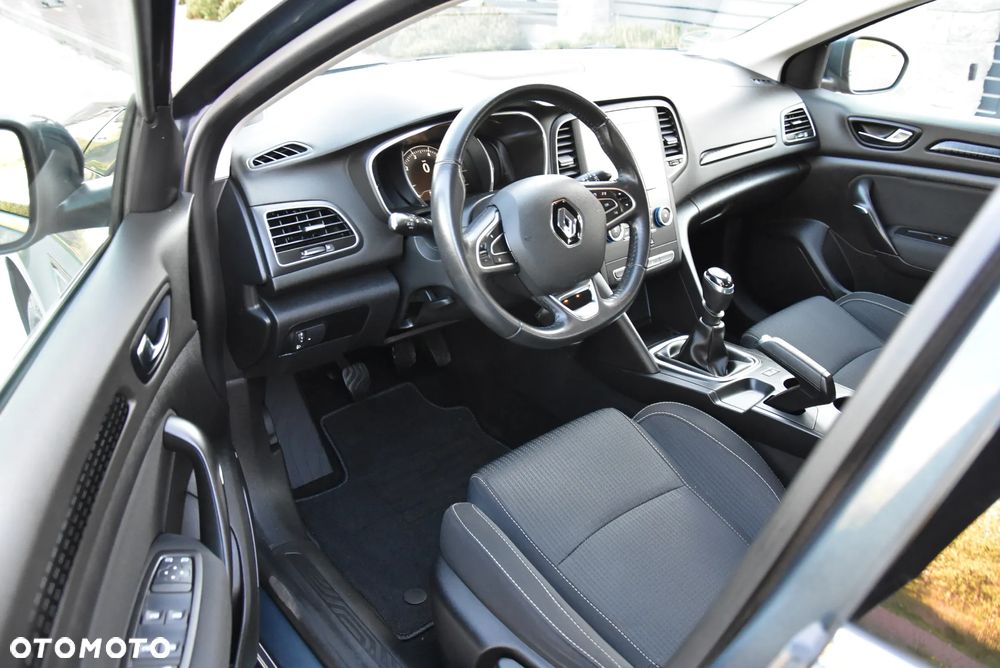 Renault Megane ENERGY TCe 100 EXPERIENCE - 21