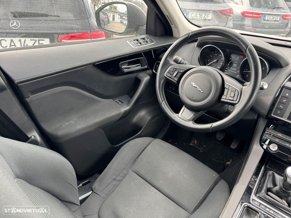 Jaguar F-Pace 2.0 i4D Pure - 11