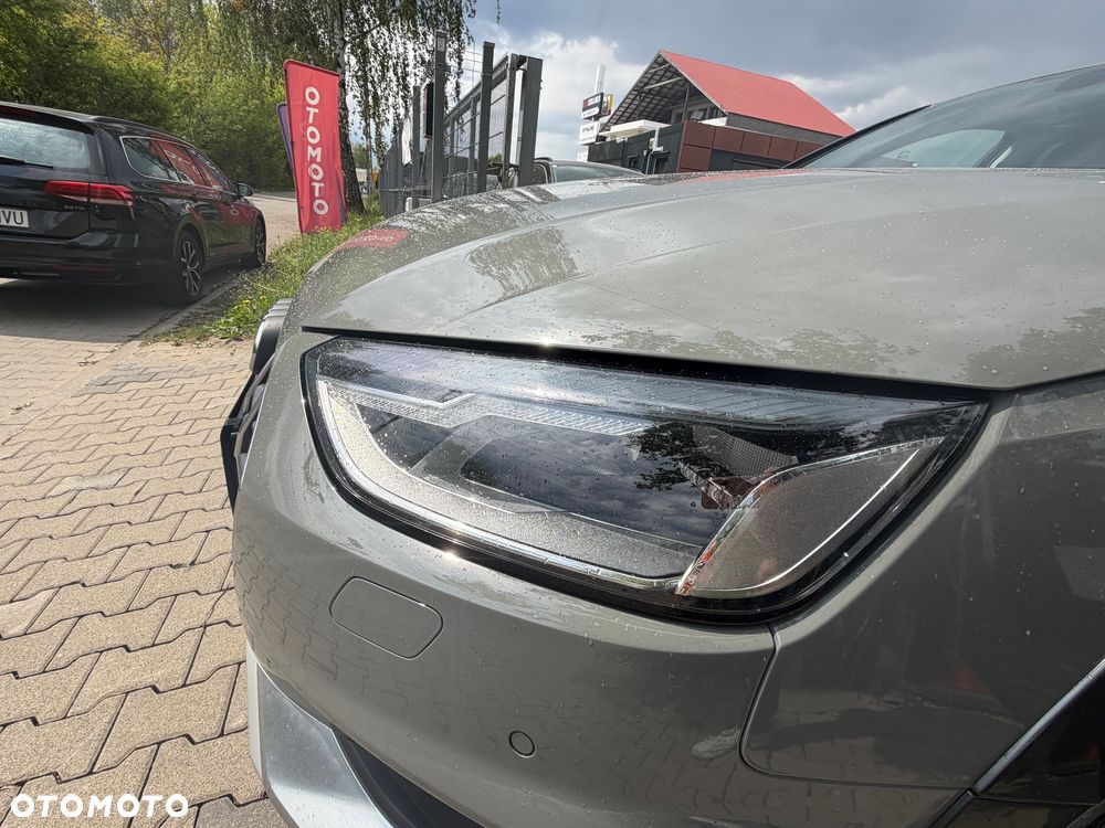 Audi A4 Allroad - 14