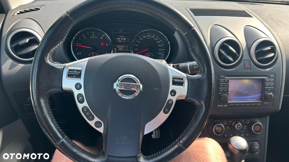 Nissan Qashqai 1.6 DCi 4x4 Tekna - 9