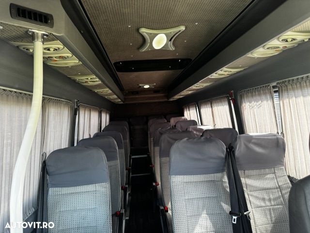 Mercedes-Benz Microbuz Sprinter 519  CDI motor 3 litri - 9