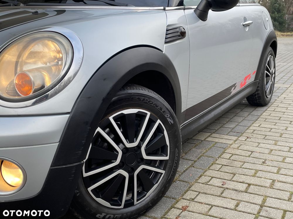 MINI Cooper Standard - 17