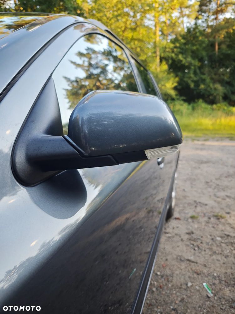Skoda Octavia 1.6 Combi - 9