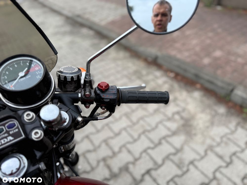 Honda CB - 23