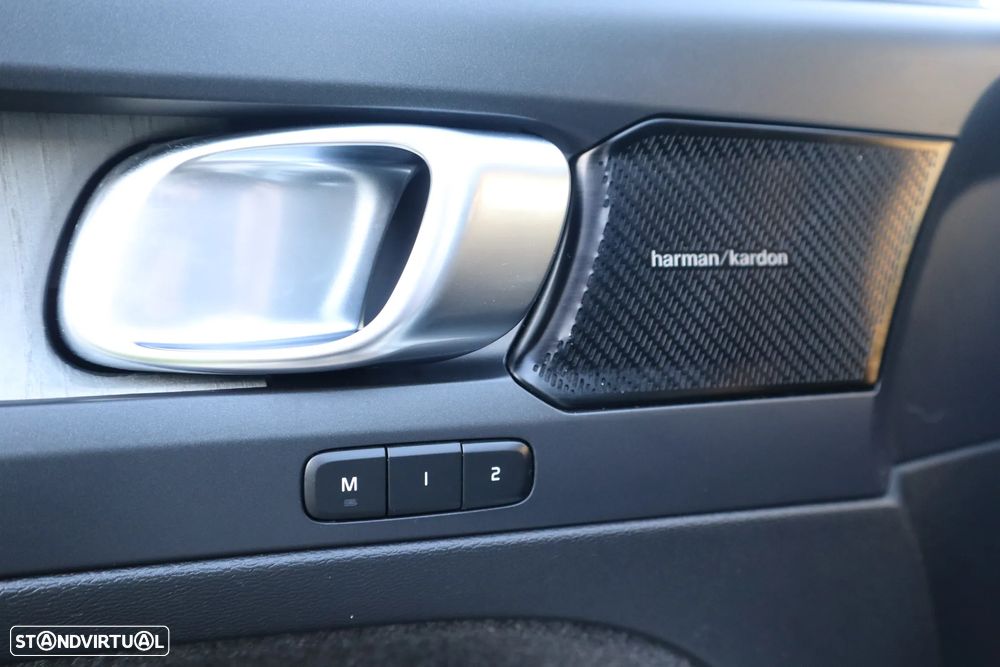 Volvo XC 40 1.5 T5 PHEV Inscription - 28