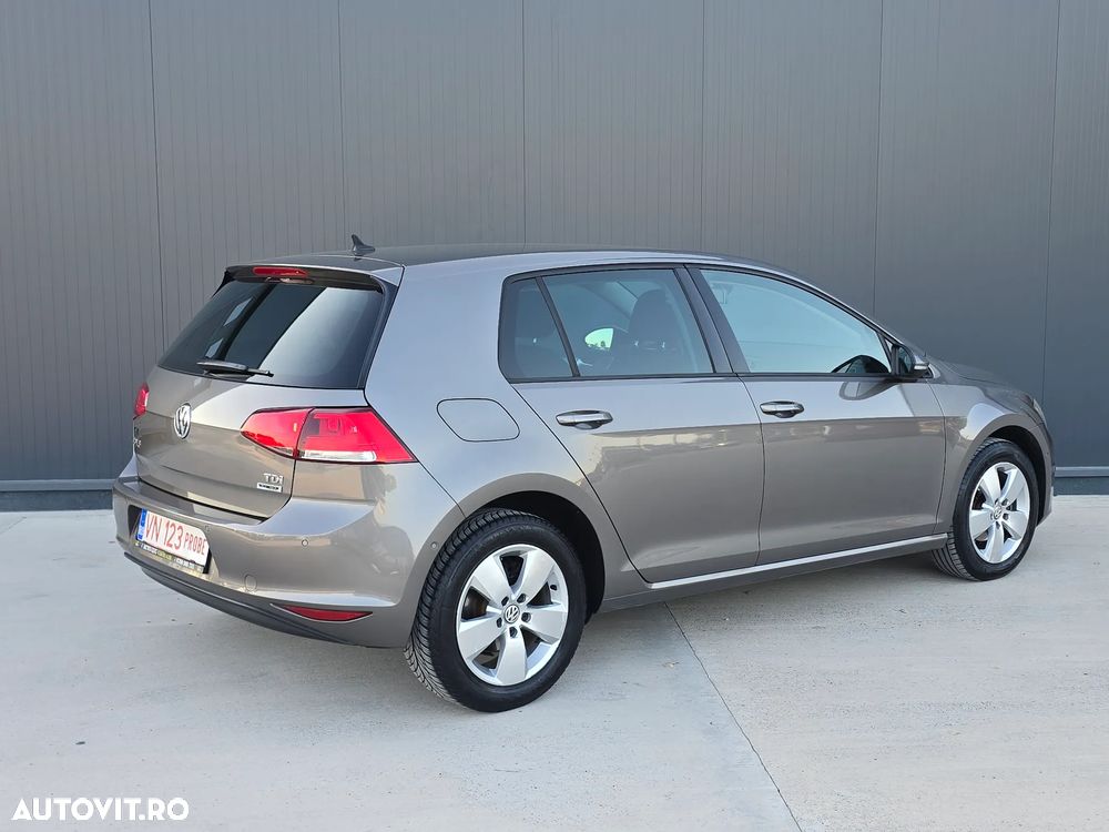 Volkswagen Golf 1.6 TDI BlueMotion Technology Comfortline - 4
