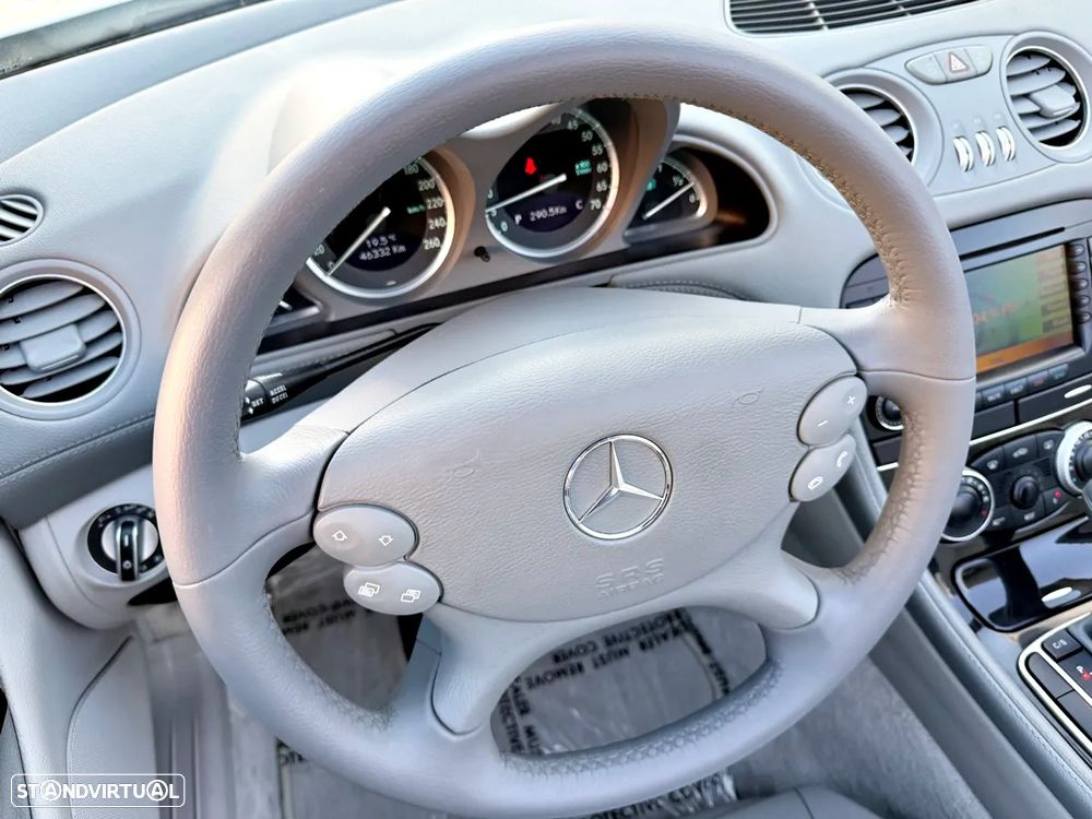 Mercedes-Benz SL 500 Standard - 13
