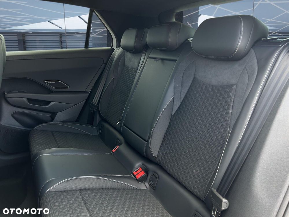 Volkswagen T-Roc - 8