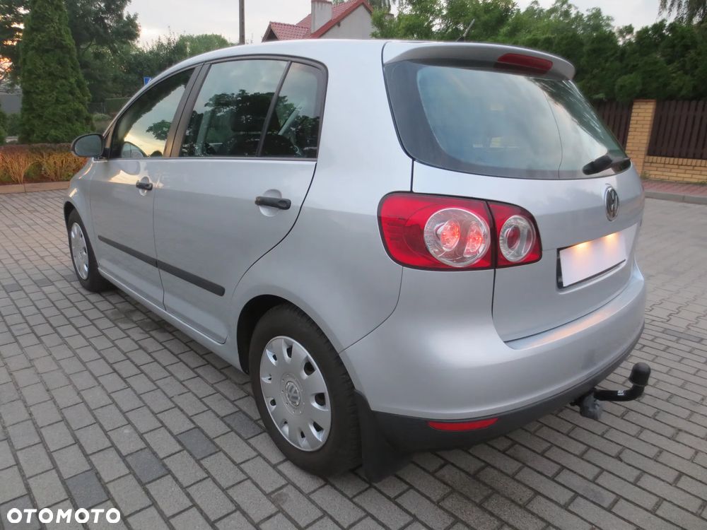 Volkswagen Golf Plus 1.9 TDI DPF Trendline DSG - 18