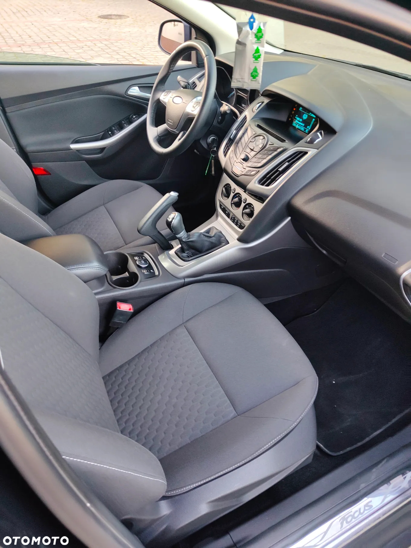 Ford Focus - 11