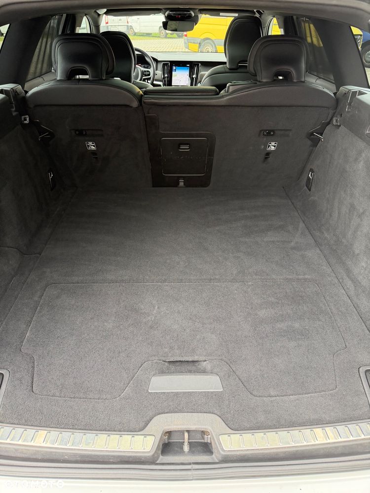 Volvo V90 Cross Country B5 D AWD Geartronic Pro - 25