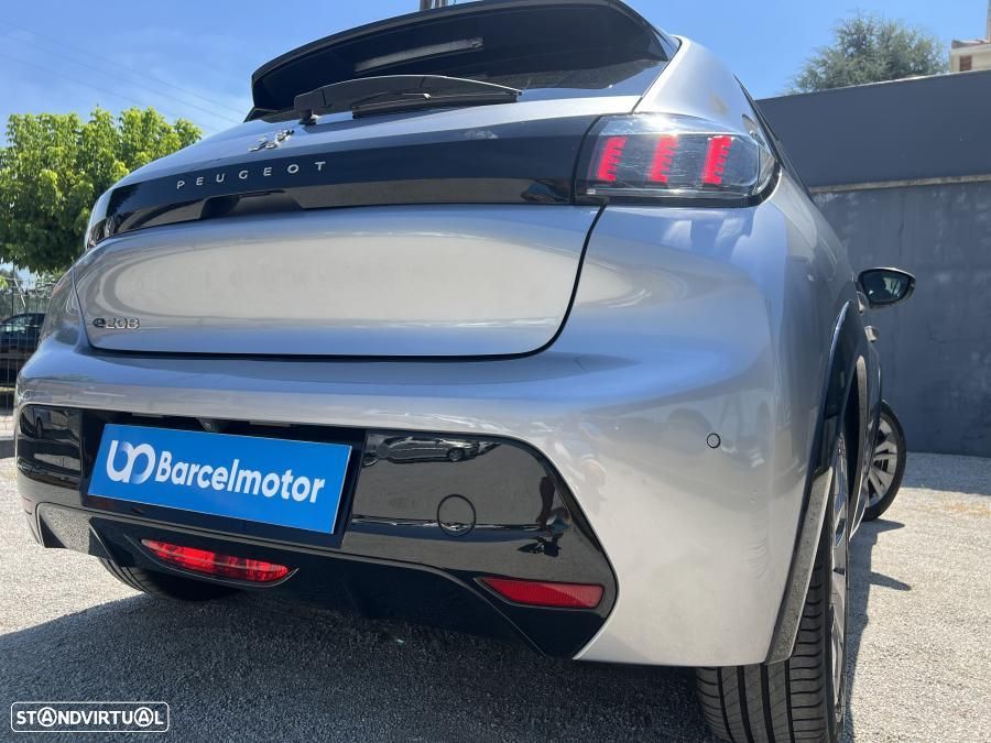 Peugeot e-208 50 kWh Allure Pack - 16