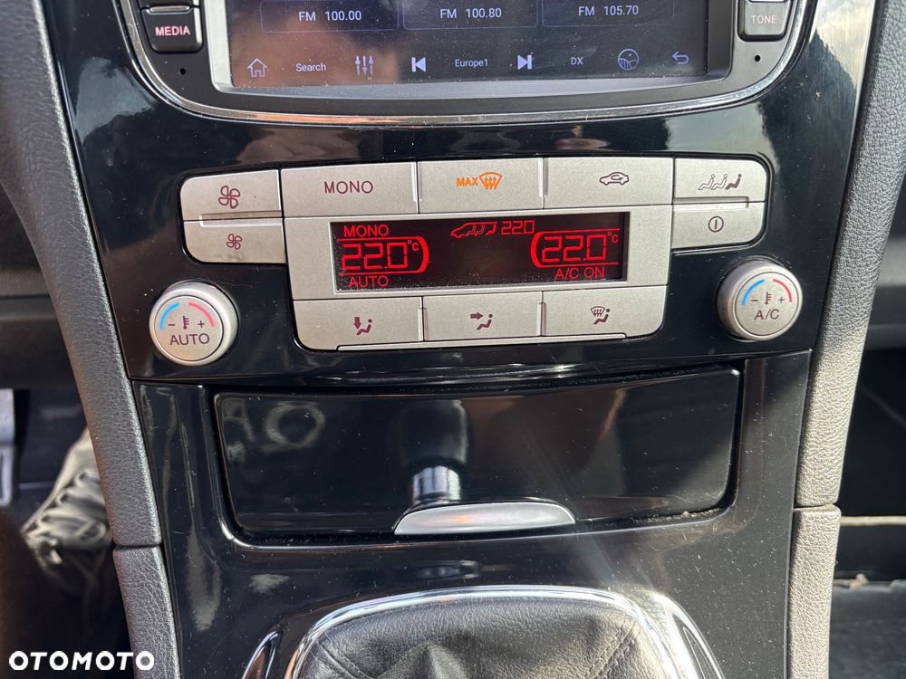 Ford Galaxy 2.0 TDCi Titanium - 25