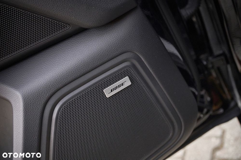 Porsche Macan S - 40