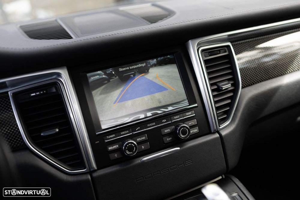 Porsche Macan - 40