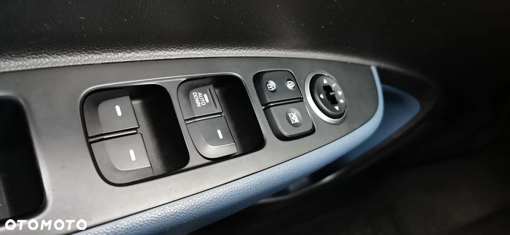 Hyundai i10 1.2 Intro Edition - 8