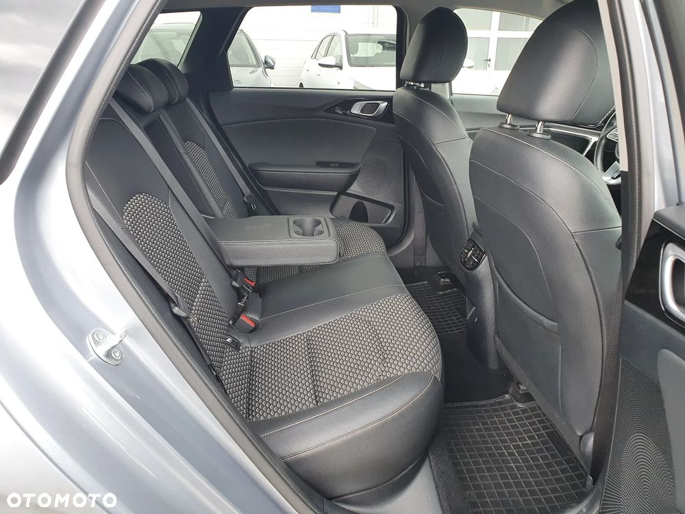 Kia Ceed 1.5 T-GDI Tribute - 26