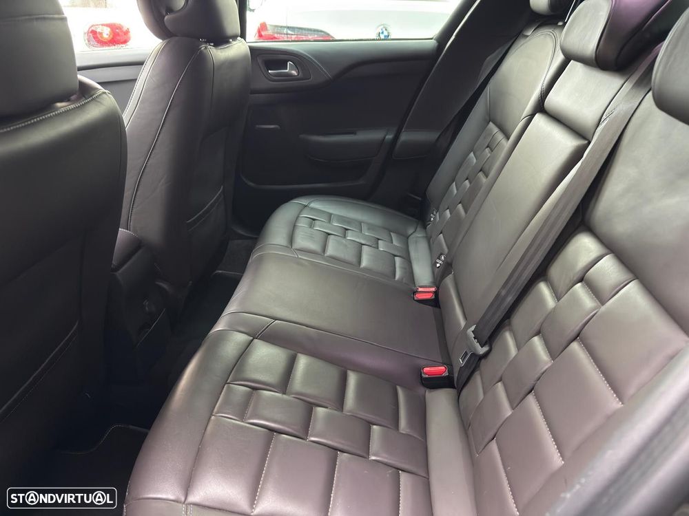 DS DS4 Crossback 2.0 BlueHDi Sport Chic EAT6 - 53