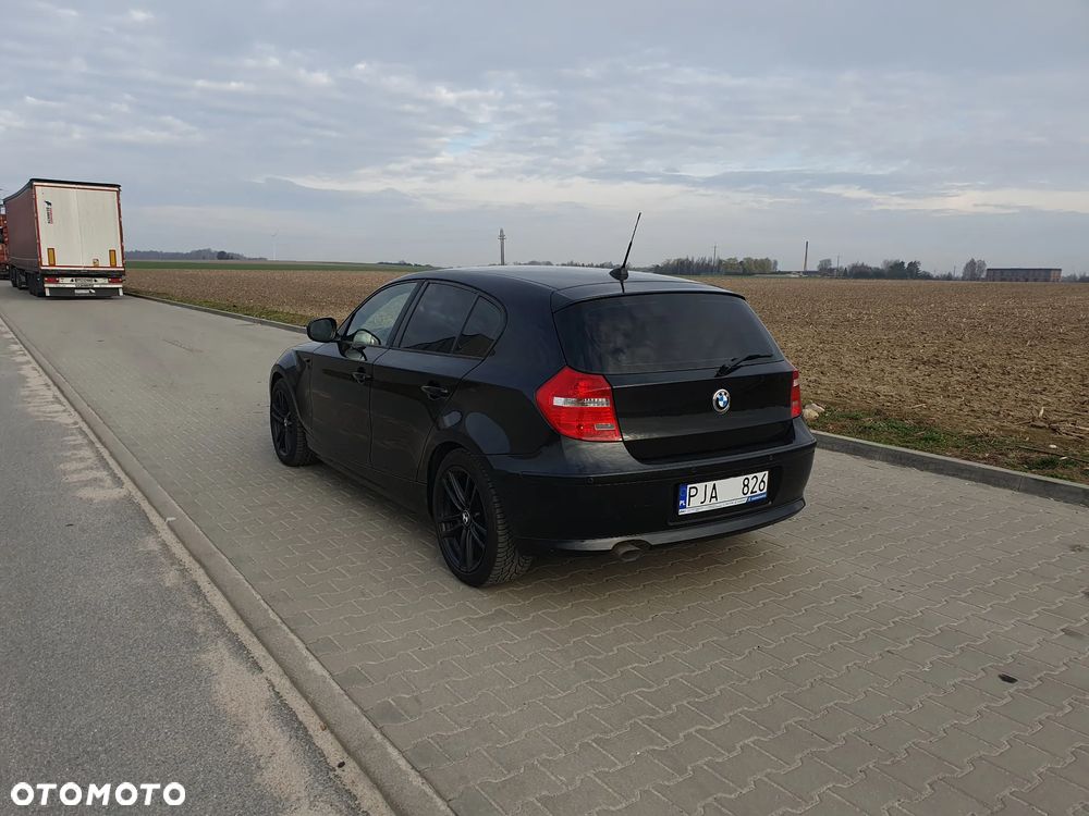 BMW Seria 1 118d - 6