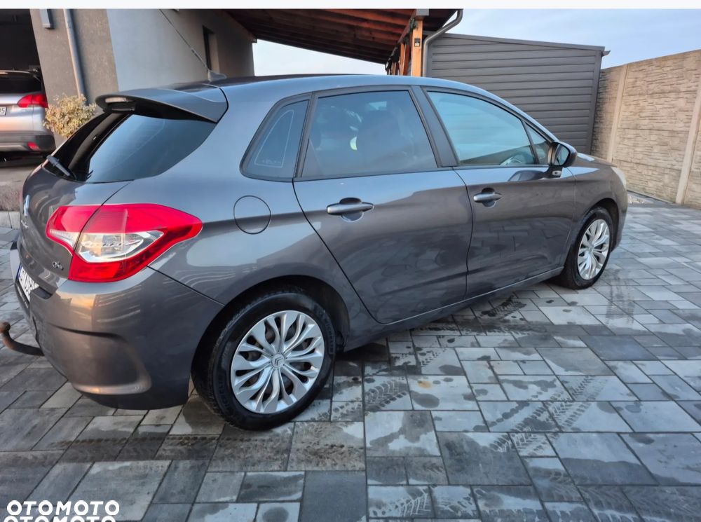 Peugeot 2008 - 8