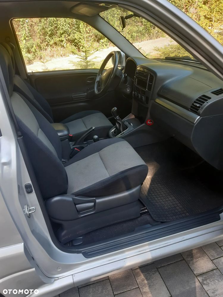 Suzuki Grand Vitara 1.6 - 8