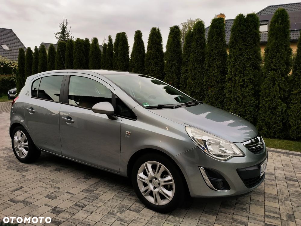 Opel Corsa 1.4 16V Satellite - 1