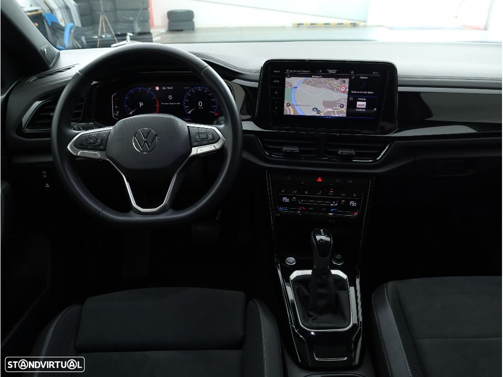 VW T-Roc 1.5 TSI Black Style DSG - 20