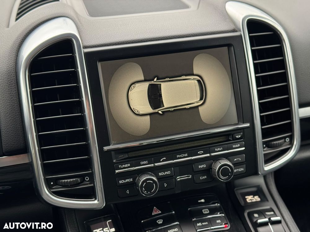 Porsche Cayenne - 37