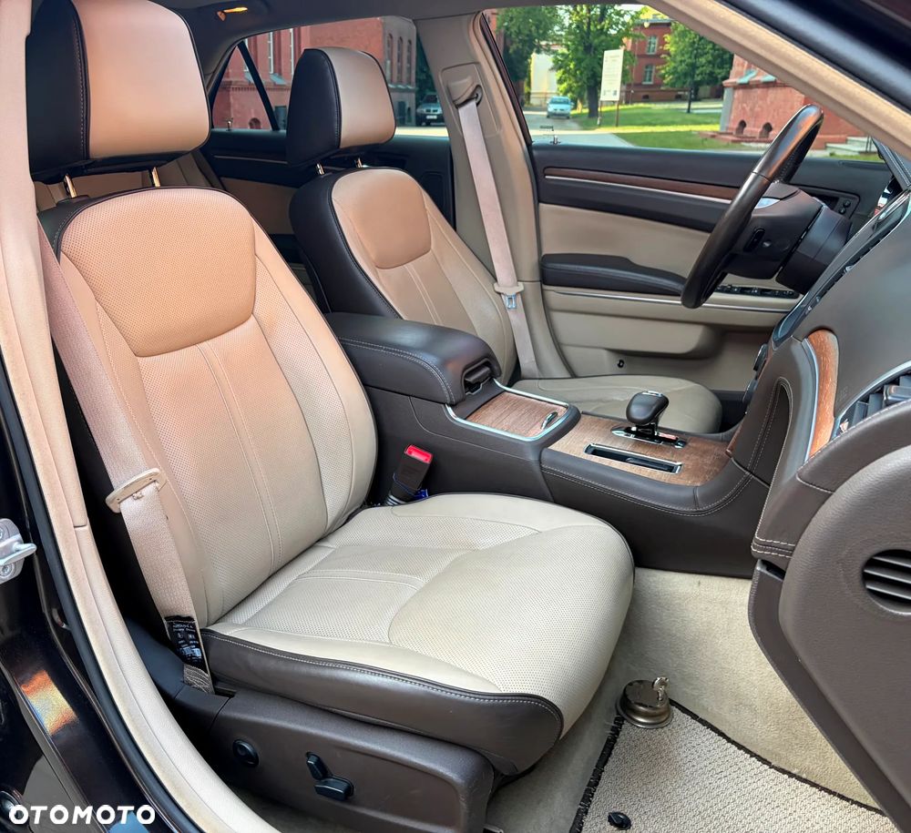 Lancia Thema 3.6 V6 VVT 24V Automatik Executive - 15