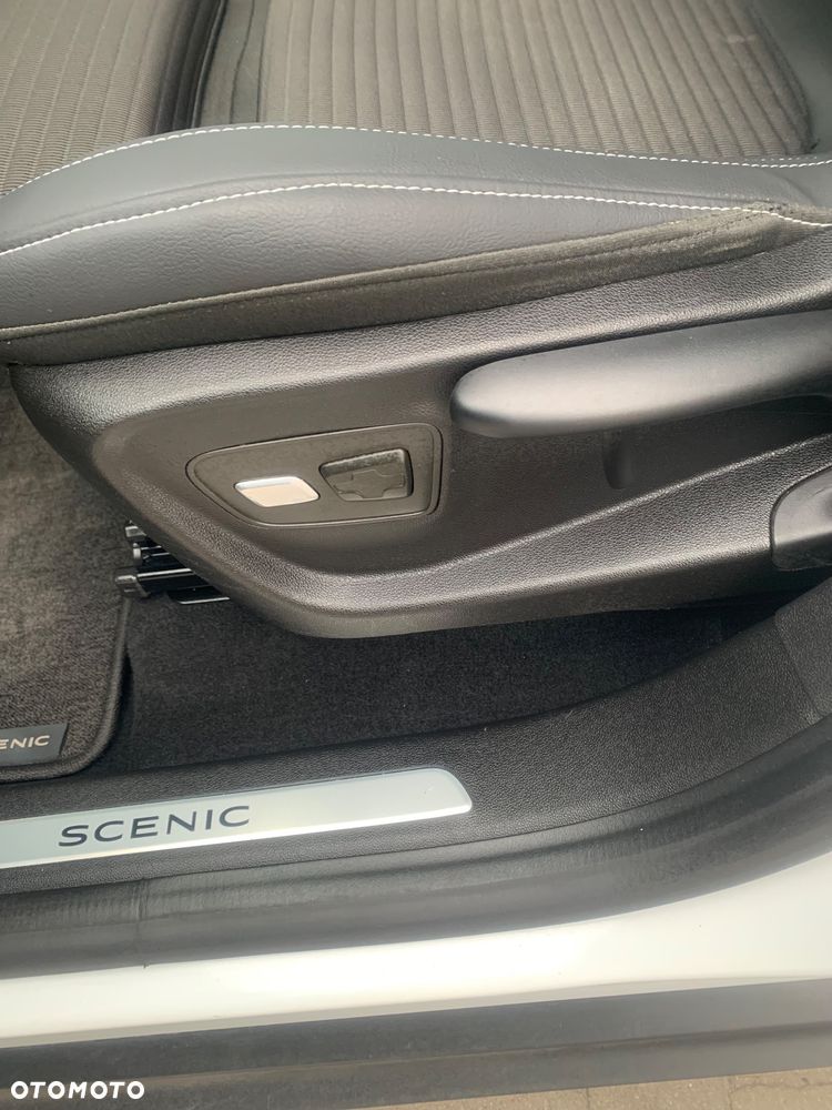 Renault Grand Scenic ENERGY TCe 130 INTENS - 26