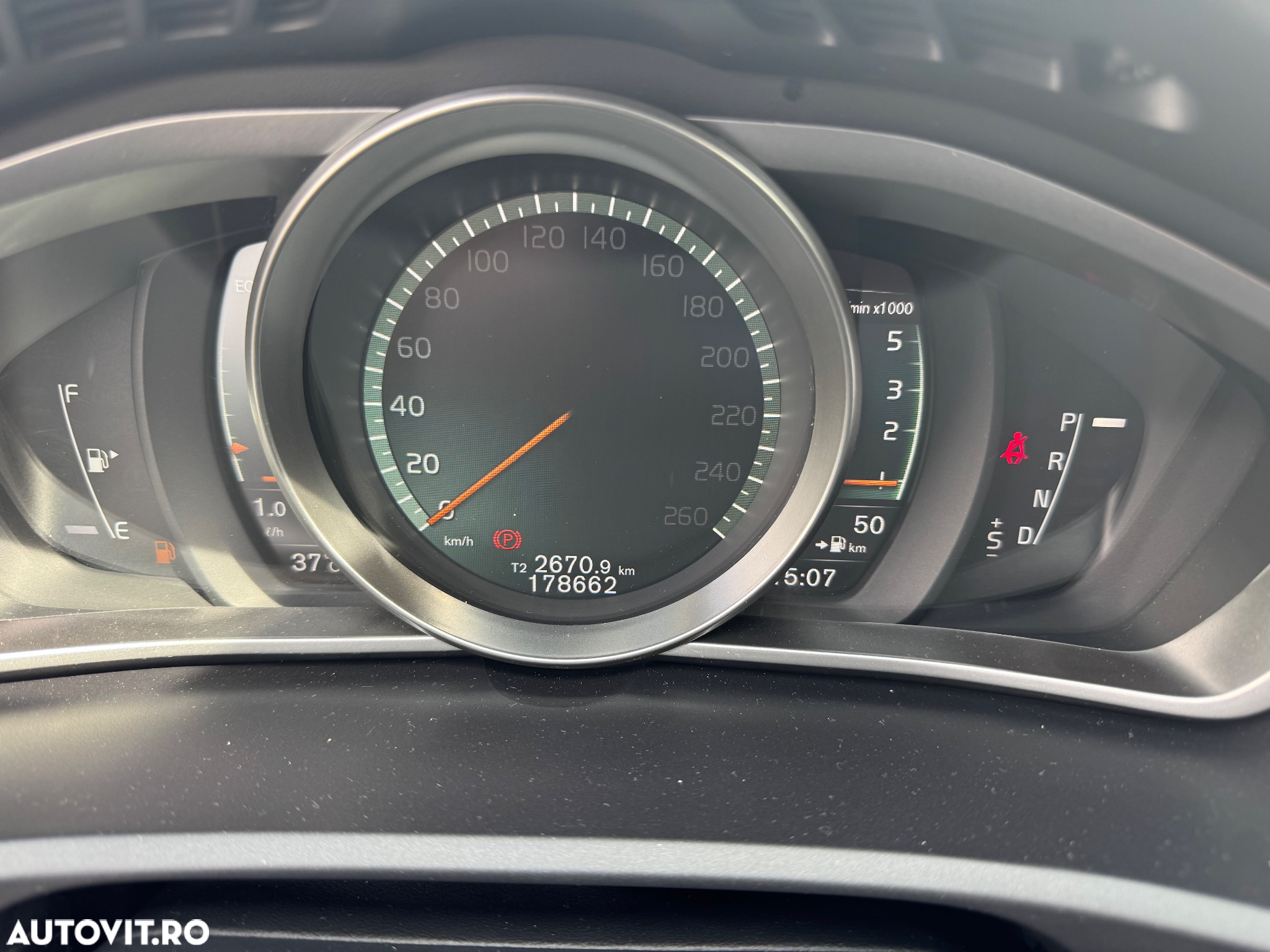 Volvo V40 Cross Country D2 Geartronic - 10