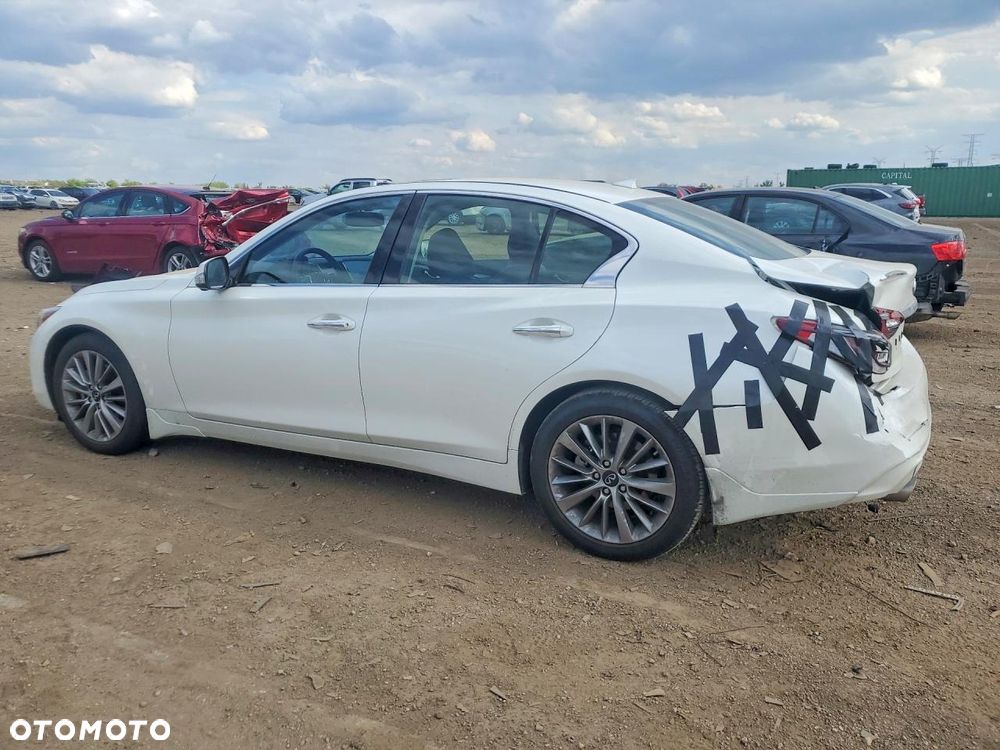 Infiniti Q50 - 3
