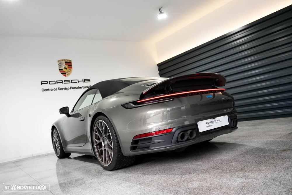 Porsche 911 (992) Carrera 4S Cabriolet PDK - 11