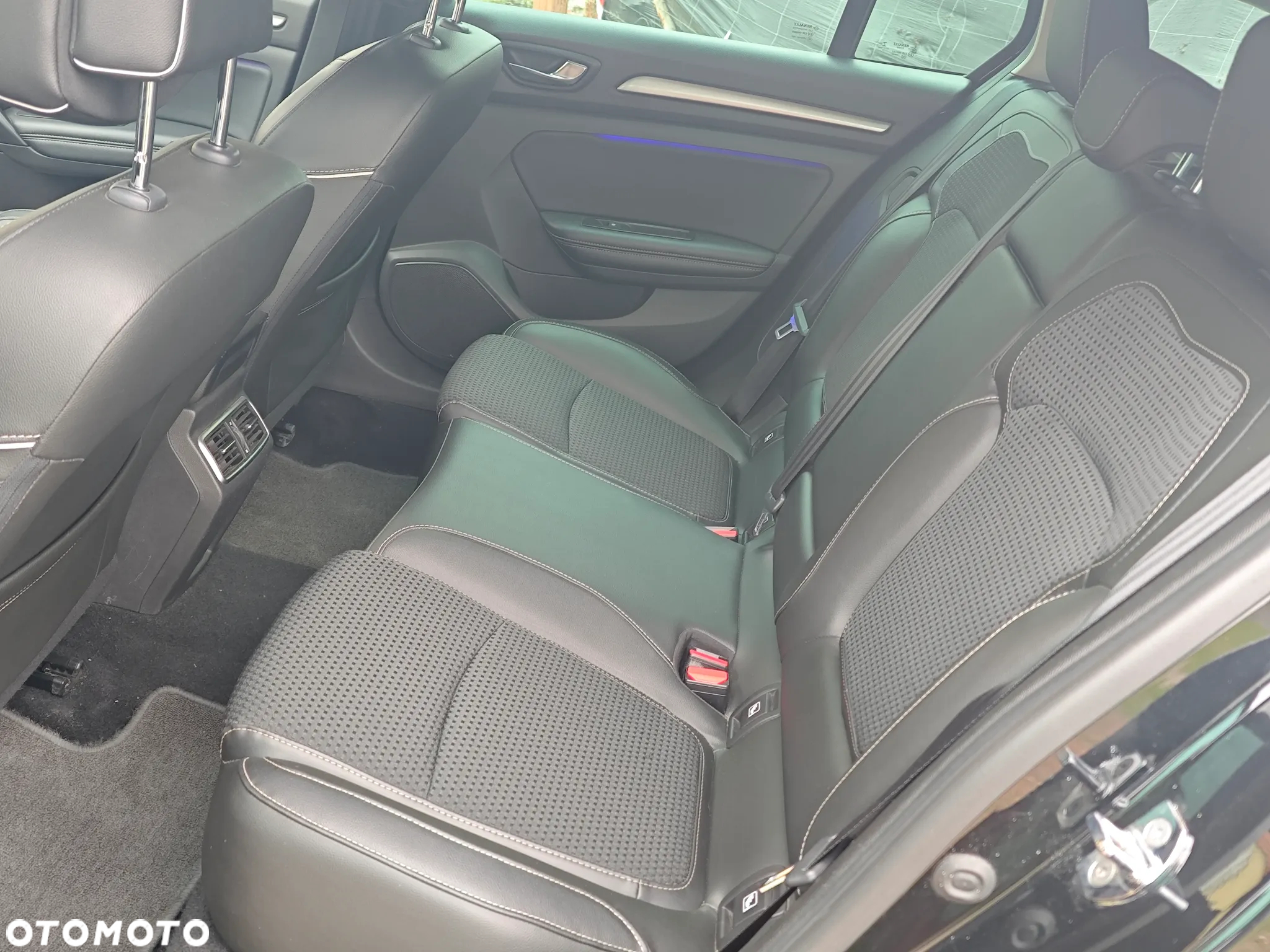 Renault Megane 1.2 16V TCe Bose EDC EU6 - 37