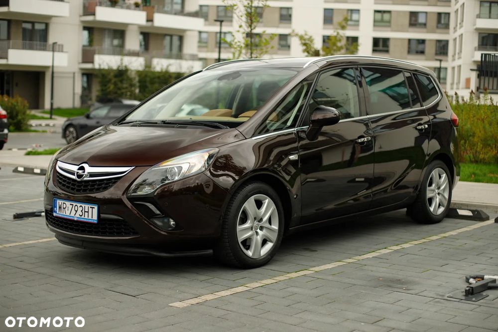 Opel Zafira 1.4 T Cosmo EU6 - 2