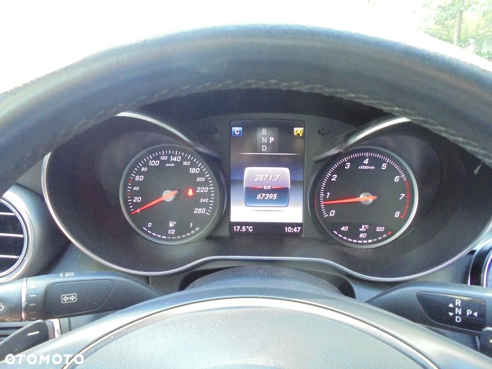 Mercedes-Benz Klasa C 200 9G-TRONIC Exclusive - 3
