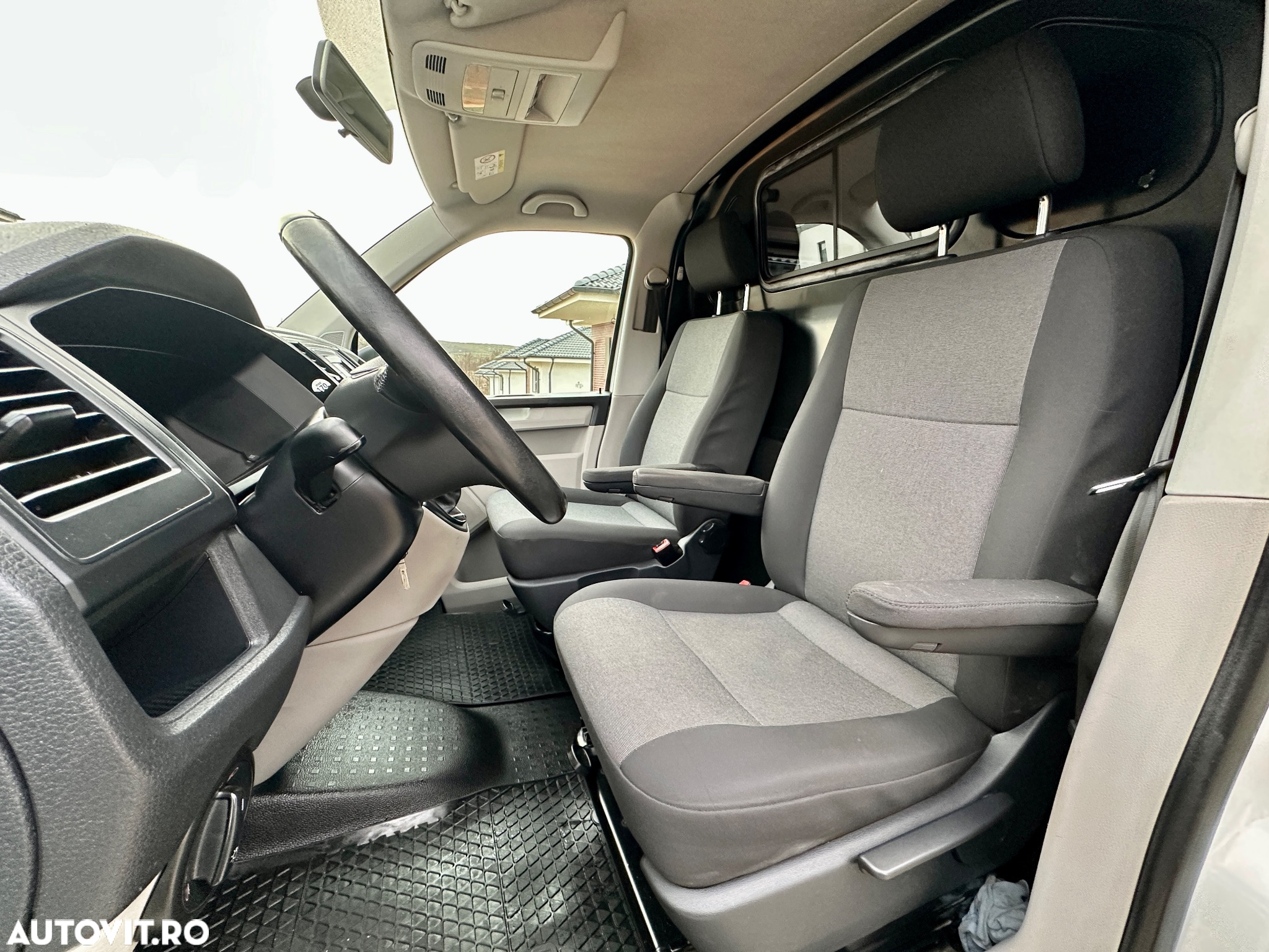 Volkswagen TRANSPORTER 6 - 6