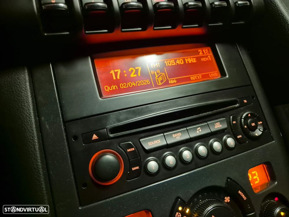 Peugeot 3008 1.6 HDi Active - 16