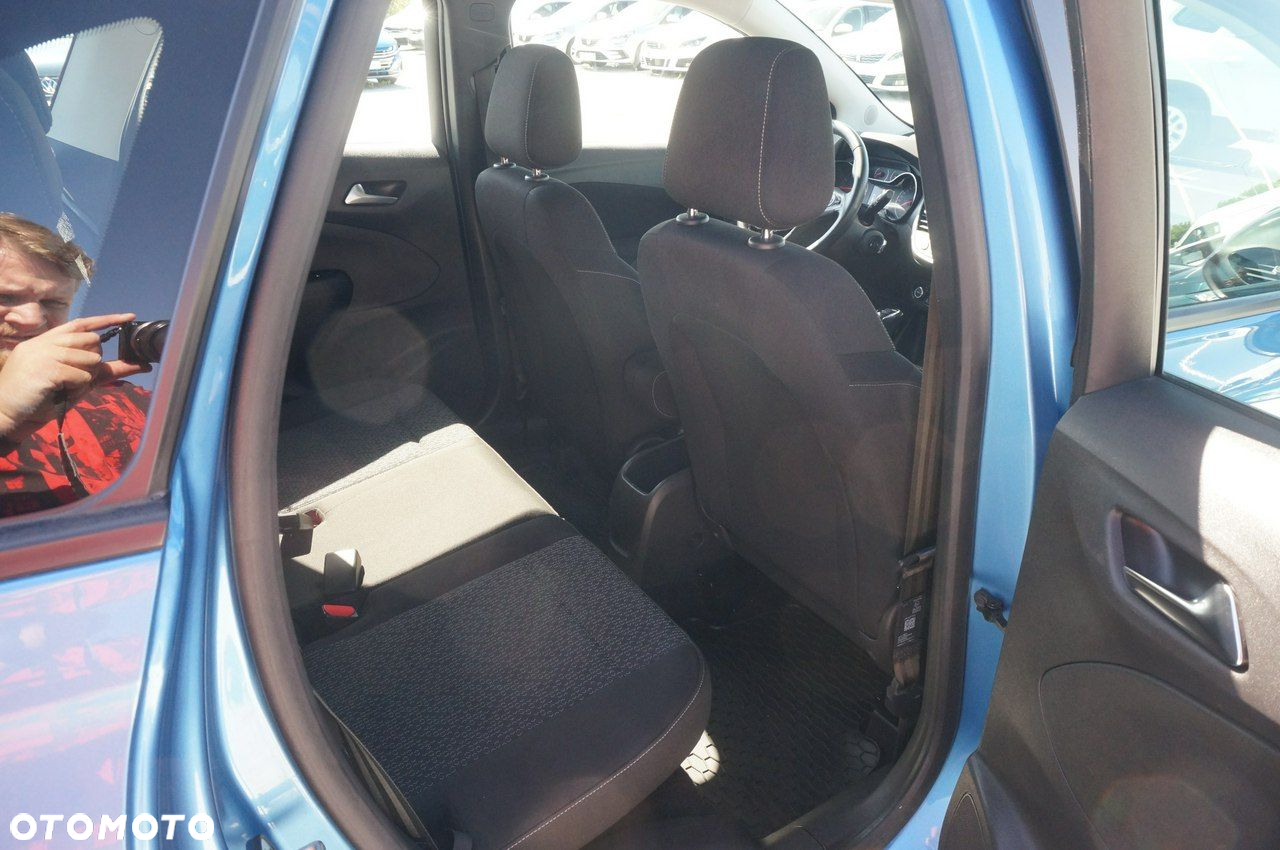 Opel Crossland X - 32