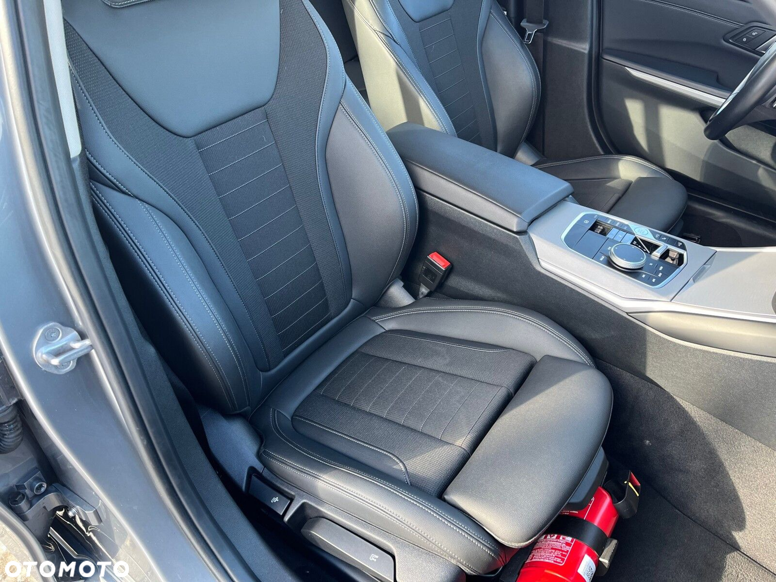 BMW Seria 3 318i - 34