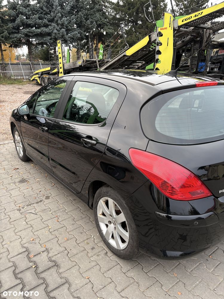 Peugeot 308 - 3