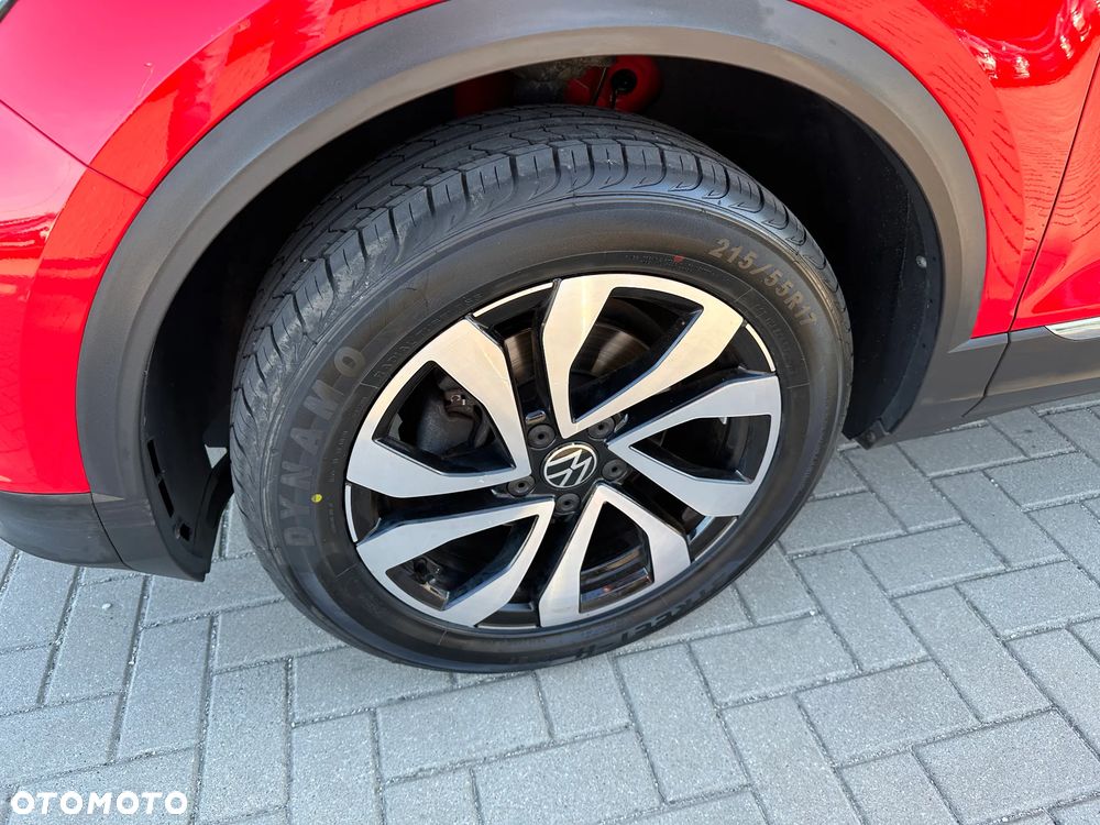 Volkswagen T-Roc - 34