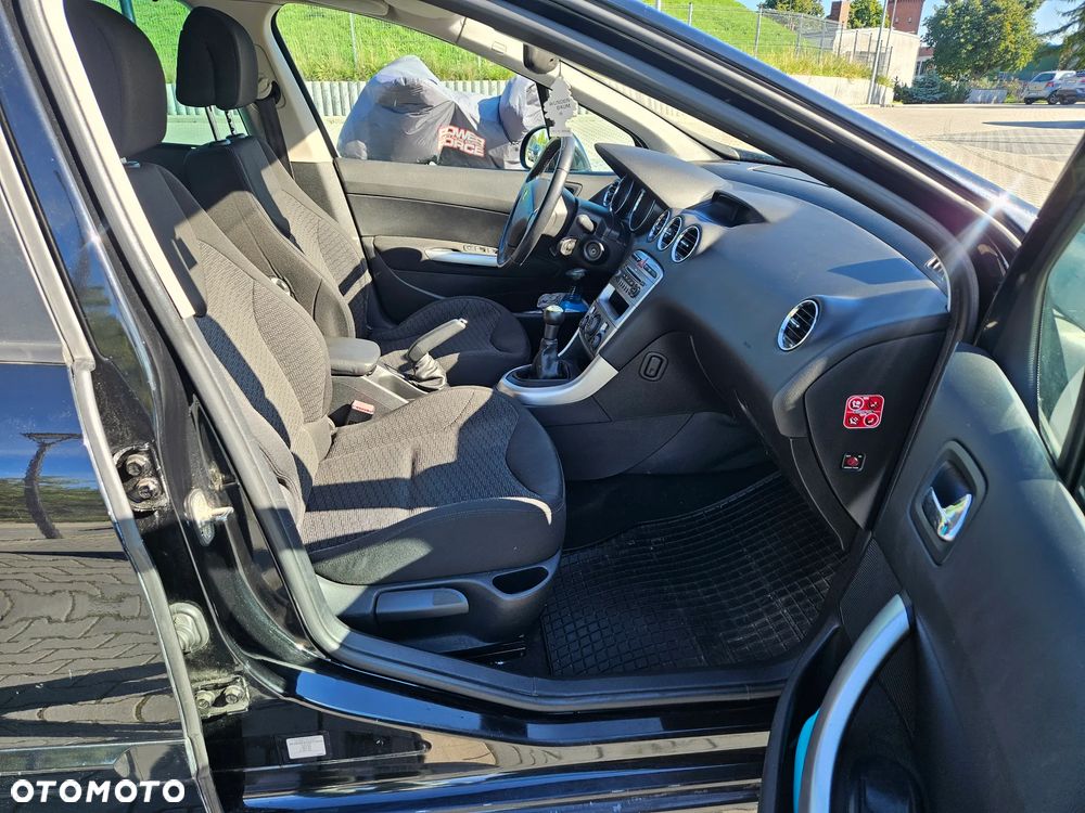 Peugeot 308 1.6 Premium - 16