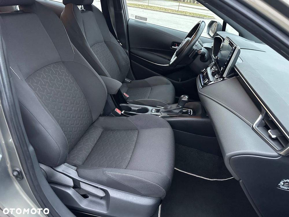 Toyota Corolla 2.0 Hybrid Comfort - 15