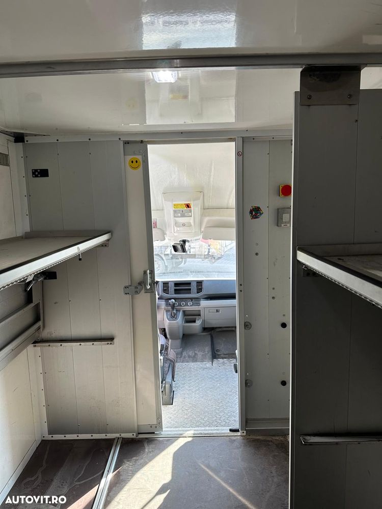 Volkswagen Crafter - 10