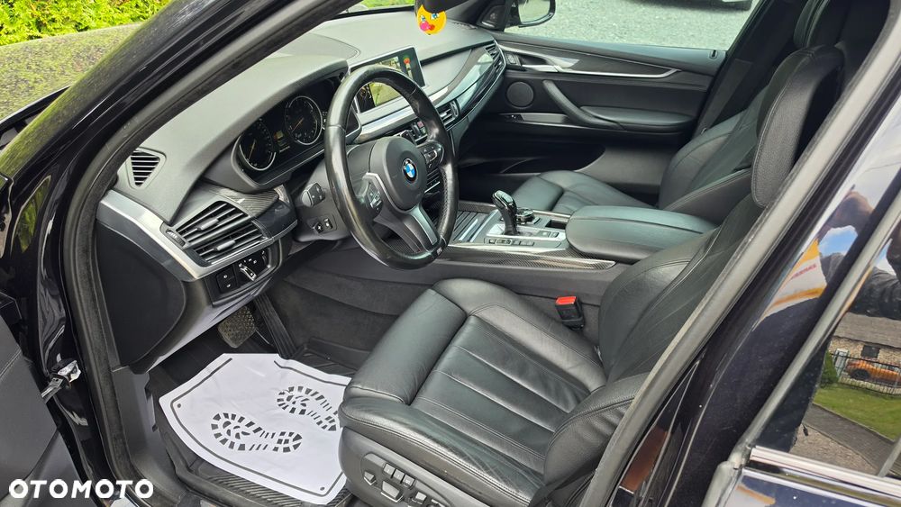 BMW X5 xDrive35i M Sport Edition - 7