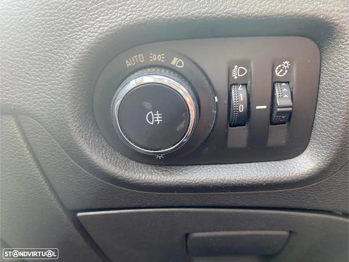 Opel Astra Sports Tourer 1.6 CDTI Business Edition S/S - 33